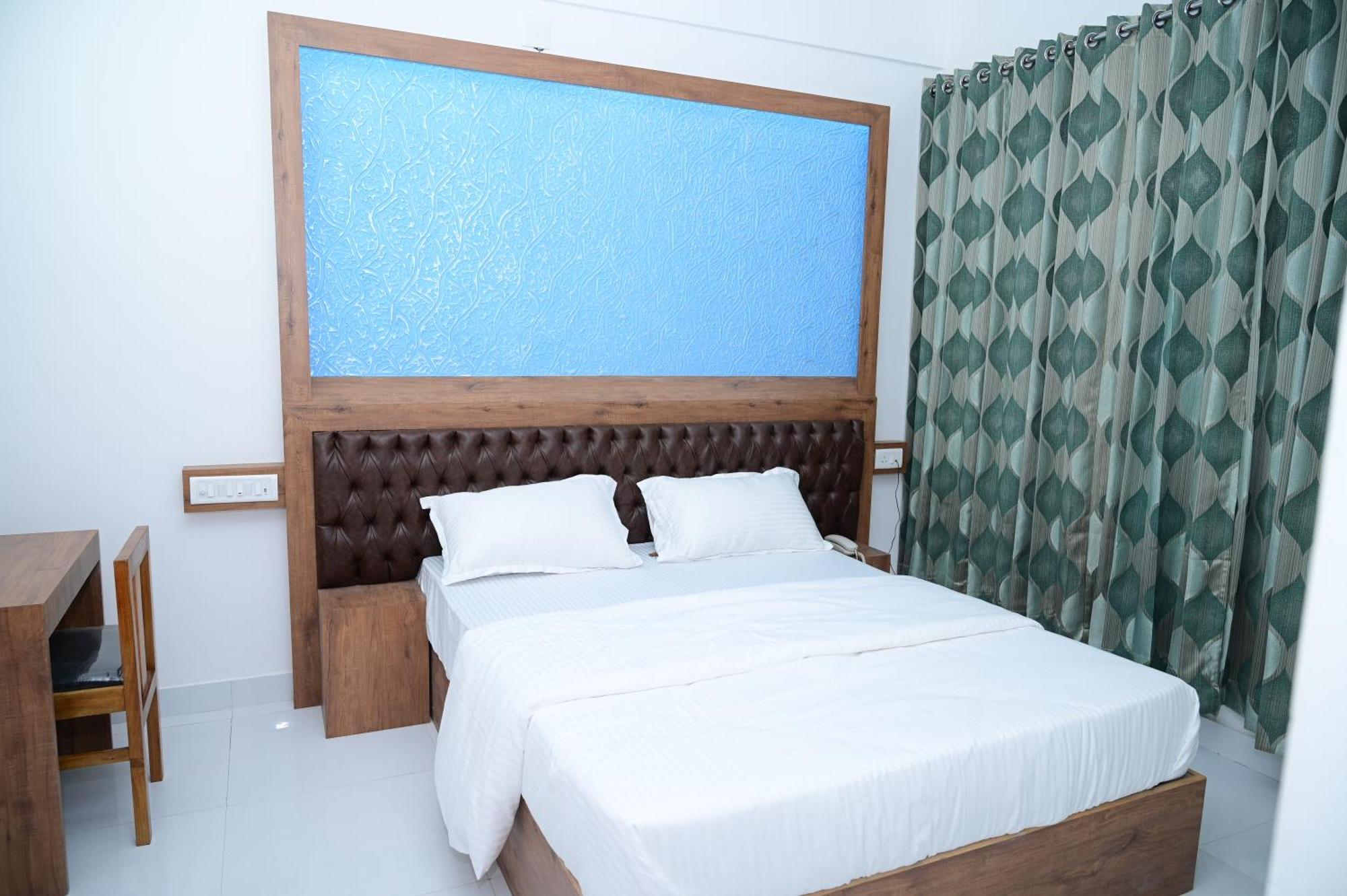 B Six Hotel Бенґалуру Екстер'єр фото
