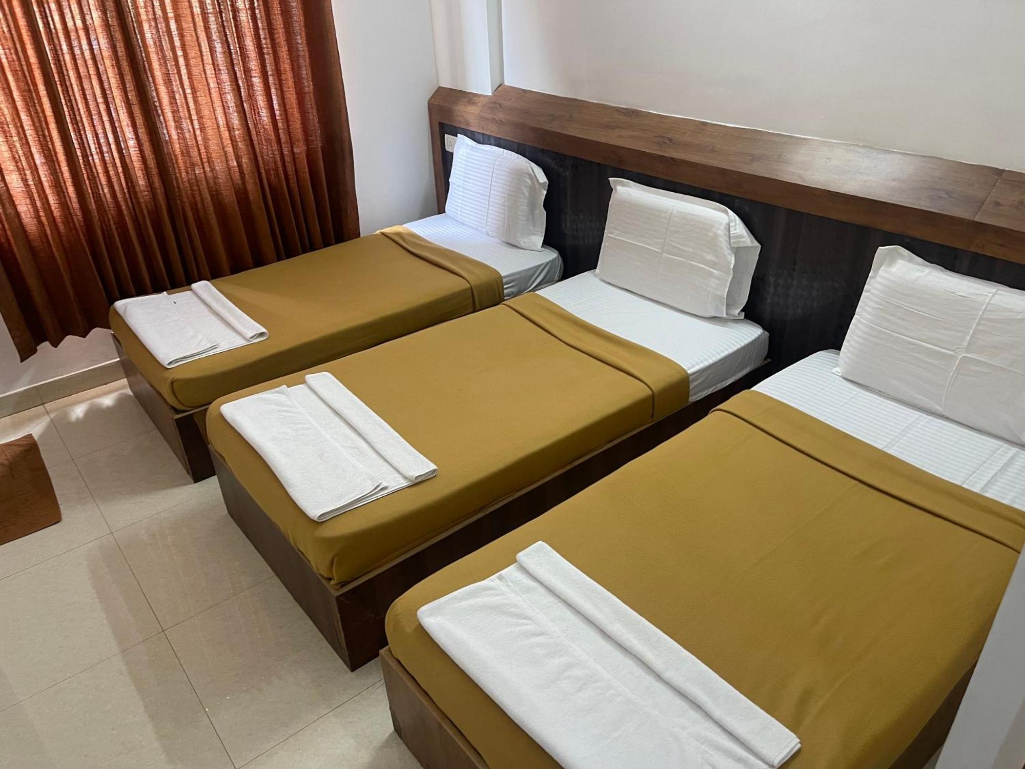 B Six Hotel Бенґалуру Екстер'єр фото